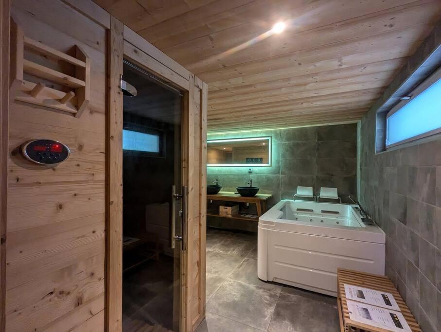 Chalet Des Belles Roches, 14 Pers, Garden, Sauna La Bresse Bagian luar foto